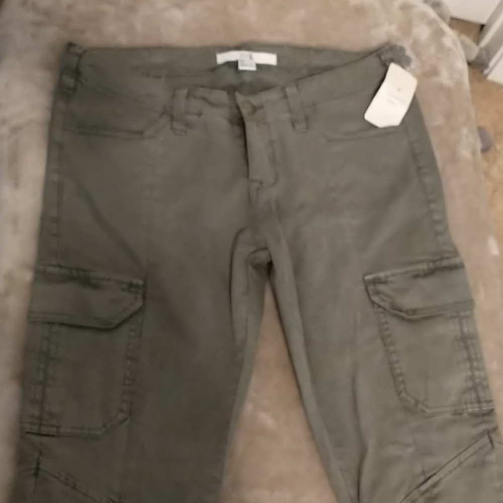 NWT Forever 21 Skinny Cargo Pants